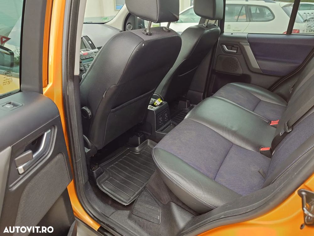 Land Rover Freelander 2.2 TD4 SE - 9
