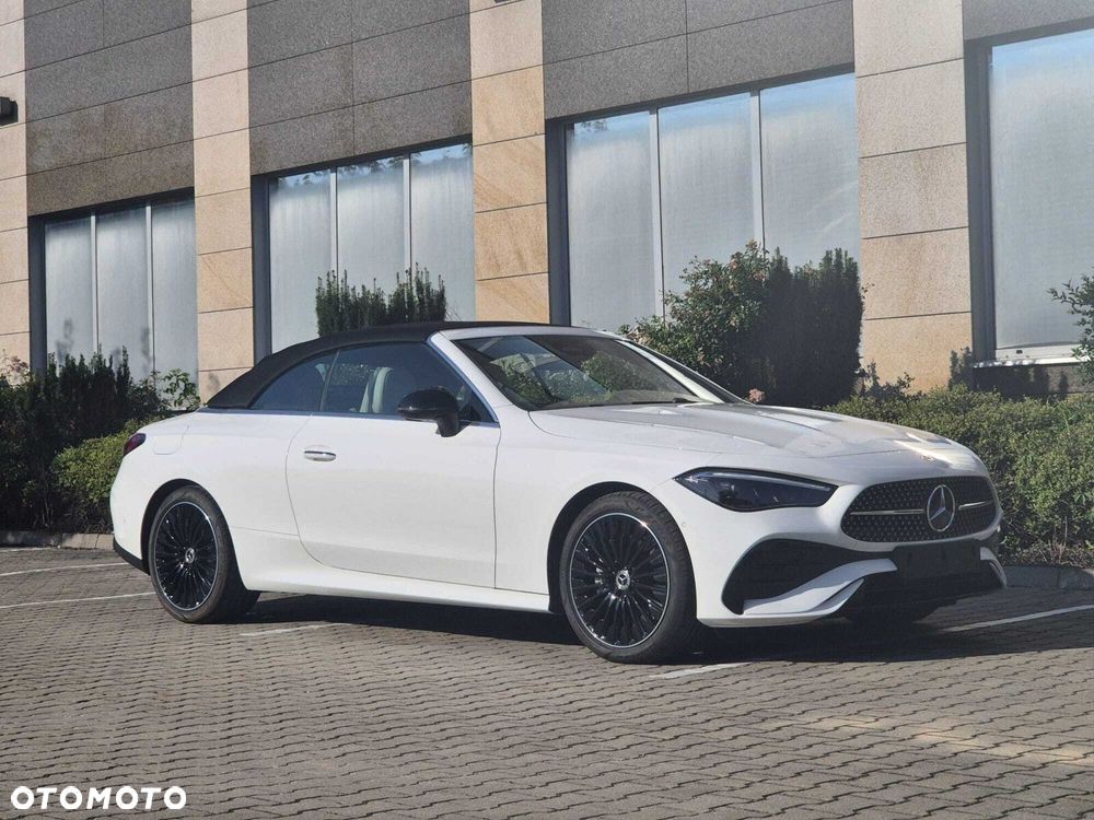 Mercedes-Benz CLE - 11