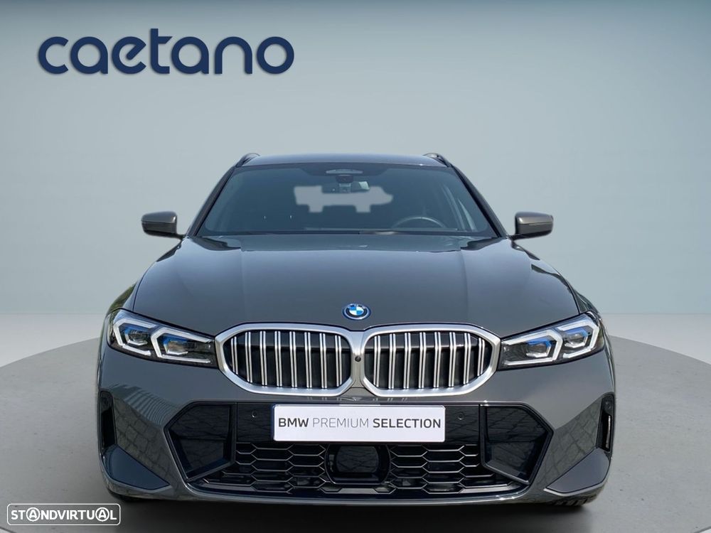 BMW 330 e Pack Desportivo M Auto - 28