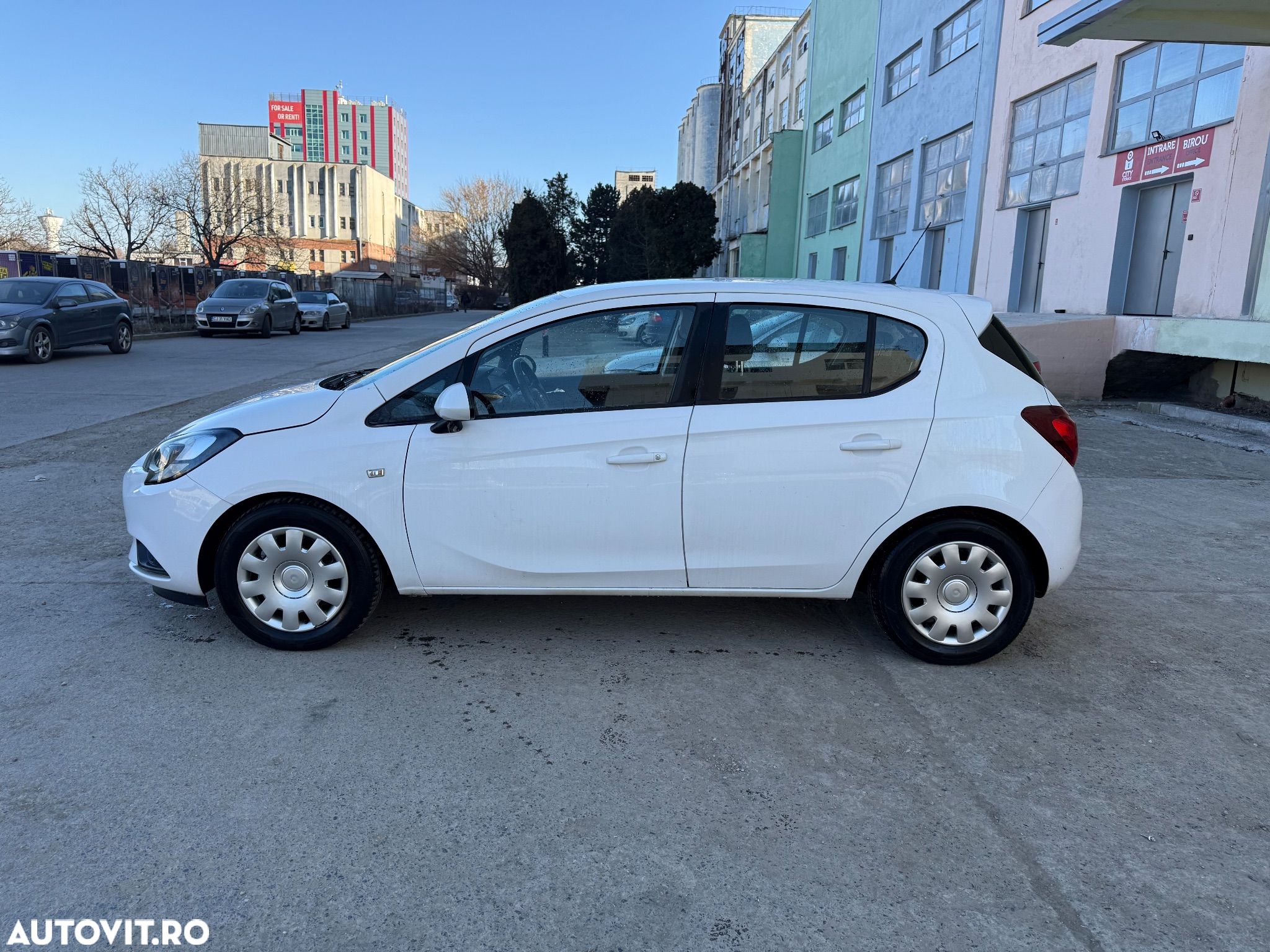 Opel Corsa 1.4i Enjoy - 1