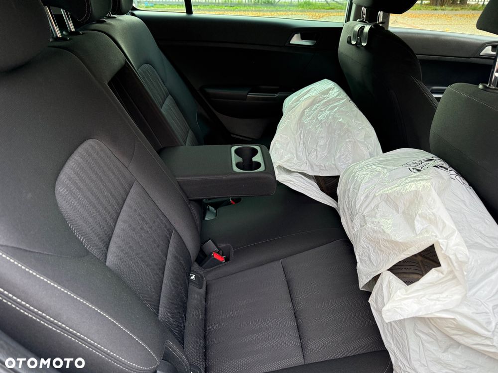 Kia Sportage 1.6 CRDI 2WD SPIRIT - 17