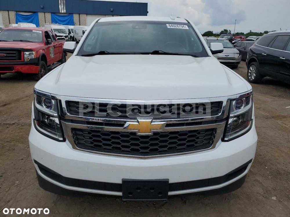 Chevrolet Suburban - 30