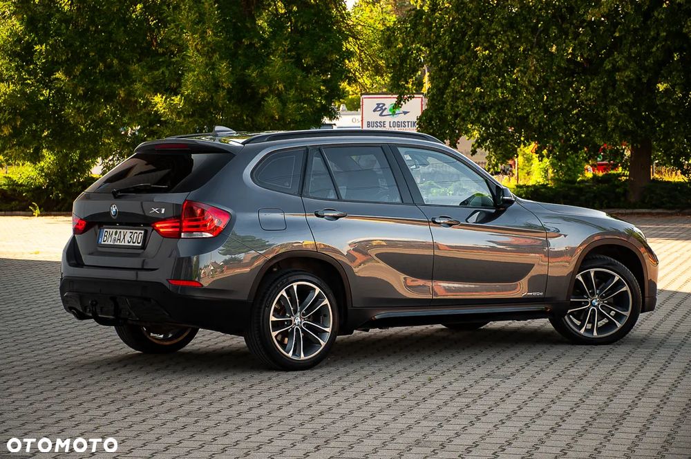BMW X1 xDrive20d Sport Line - 14
