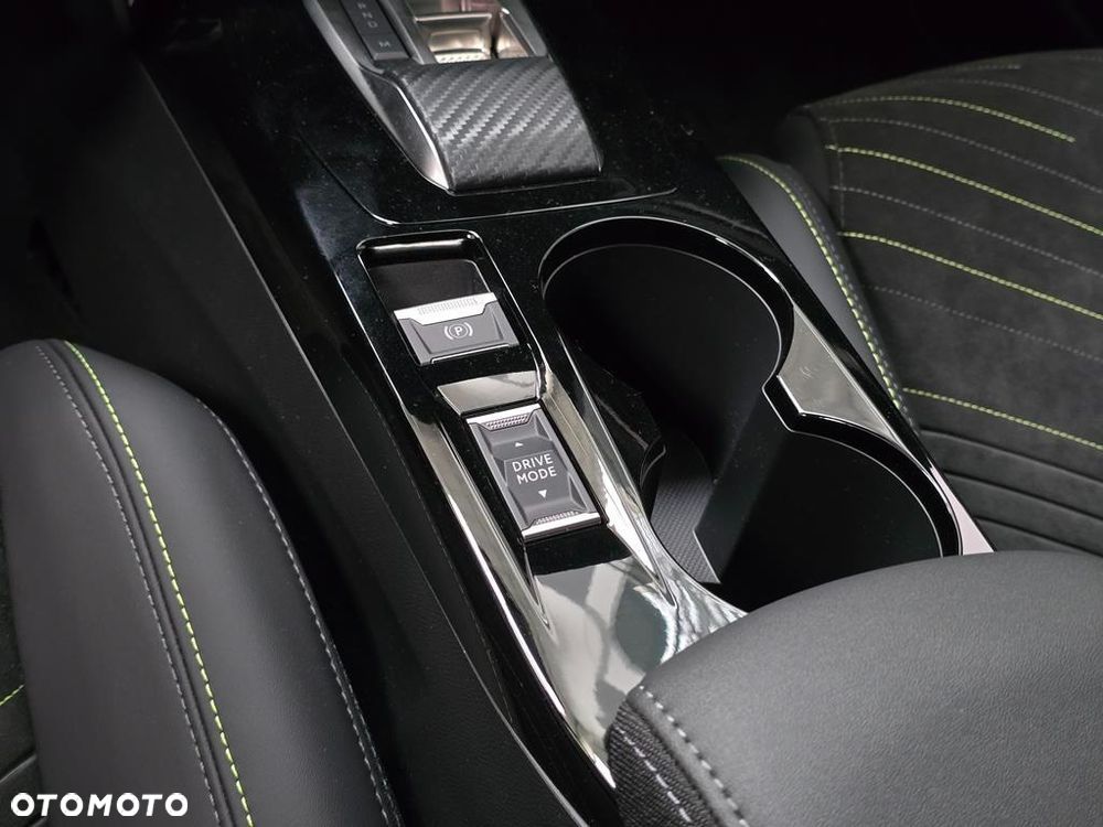 Peugeot 2008 PureTech 130 GT S&S EAT8 - 20