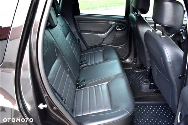 Dacia Duster 1.2 TCe Celebration S&S EU6 - 23