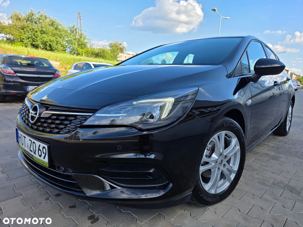 Opel Astra 1.2 Turbo Business Edition - 1