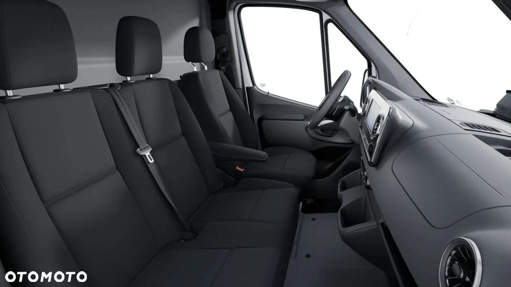 Mercedes-Benz eSprinter 320 furgon długi PRO - 8