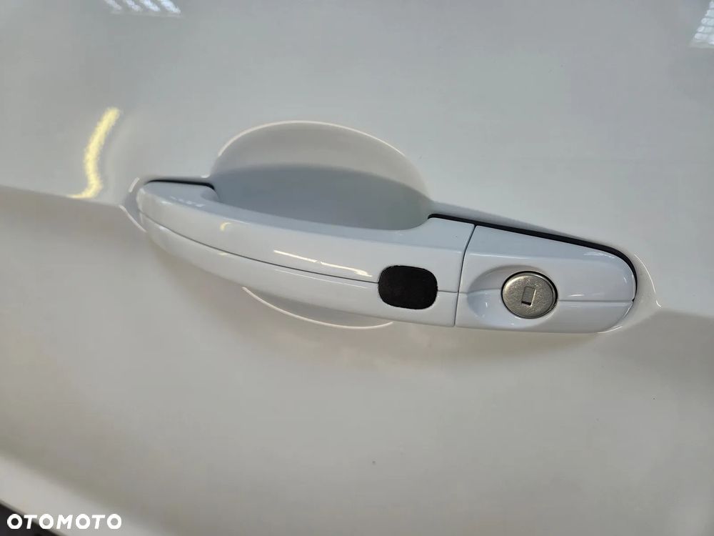 Ford Kuga 2.0 TDCi 4x4 Titanium - 9