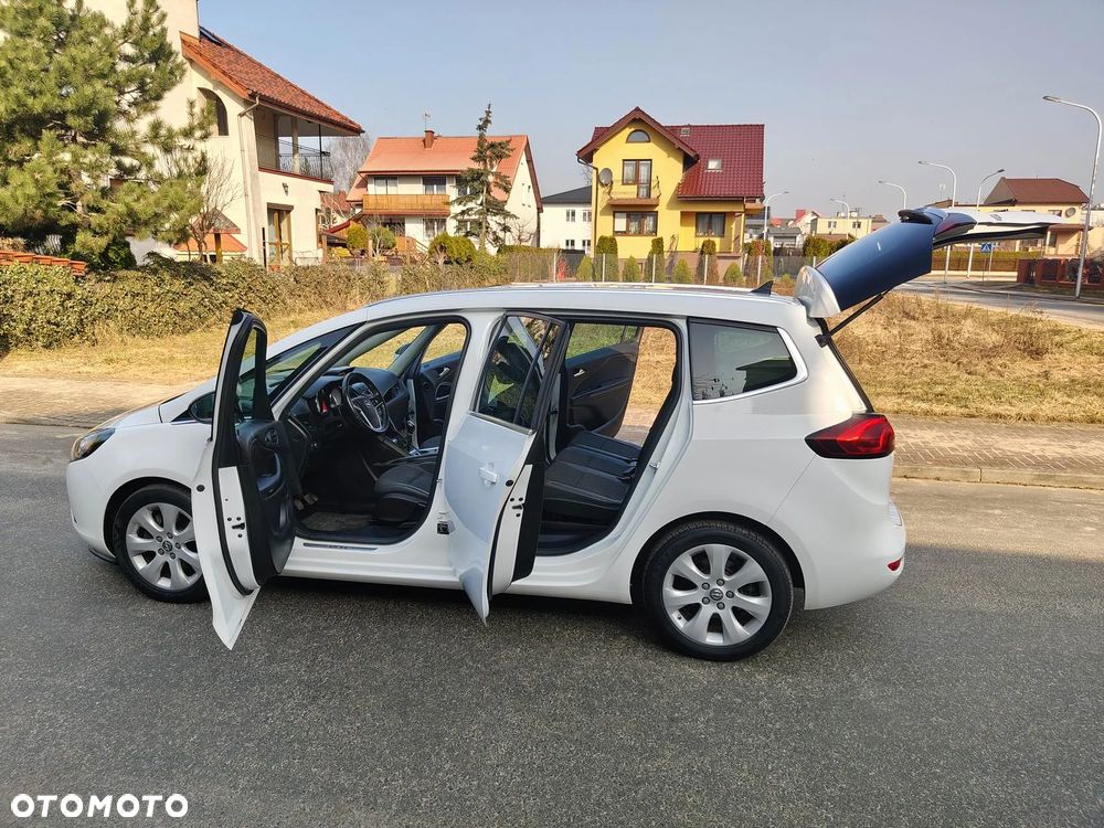 Opel Zafira - 12