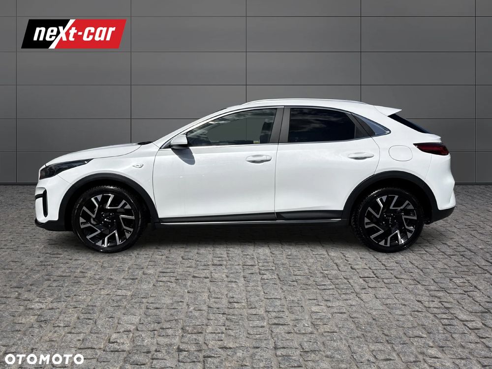 Kia XCeed 1.5 T-GDI M - 3