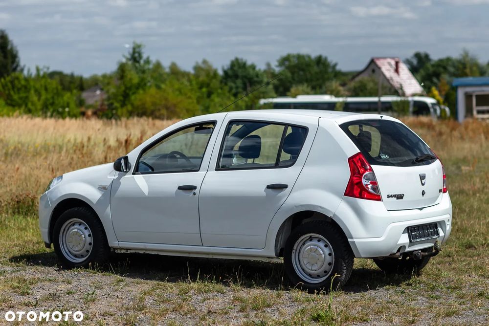 Dacia Sandero 1.4 MPI - 9