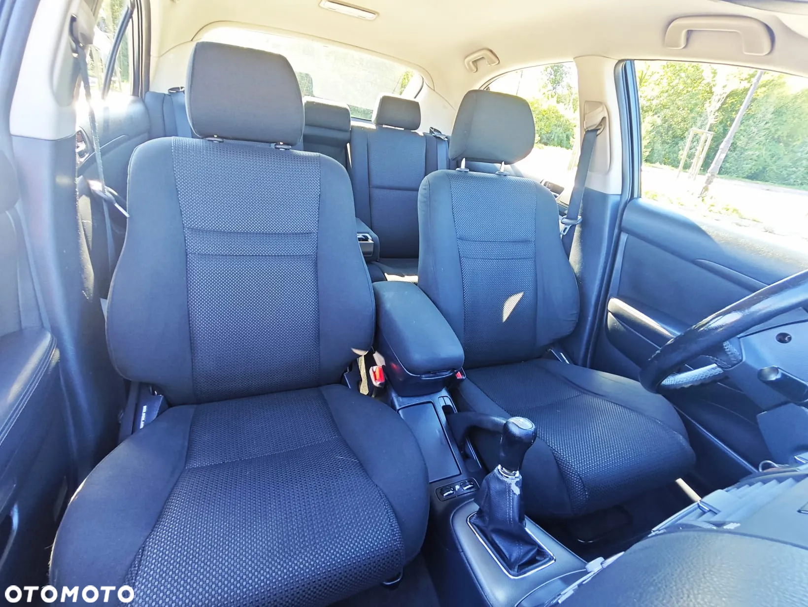 Toyota Avensis 1.8 VVT-i Terra Plus - 39