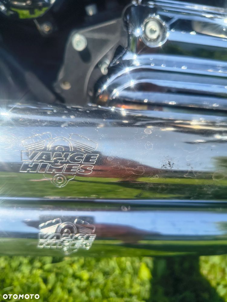 Harley-Davidson Softail Deluxe - 14