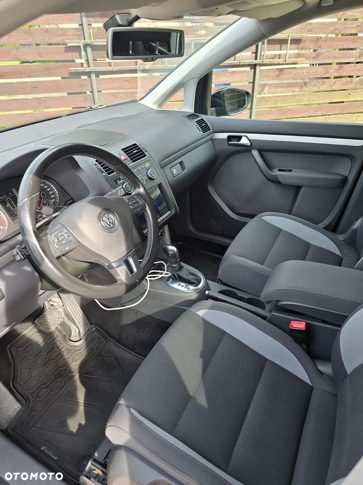 Volkswagen Touran 2.0 TDI DPF DSG Life - 6