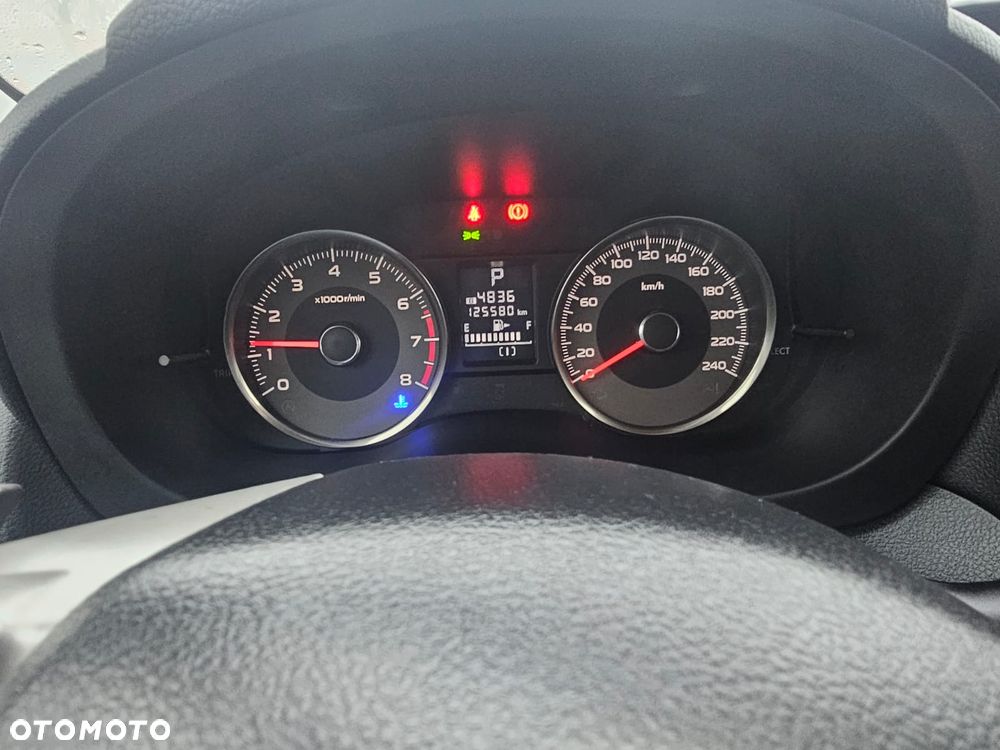 Subaru Forester 2.0i Exclusive Lineartronic - 23