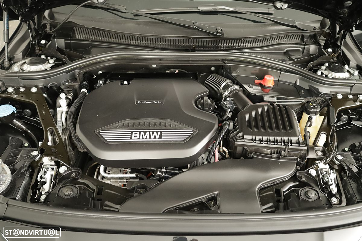 BMW 116 d Pack Desportivo M Auto - 27