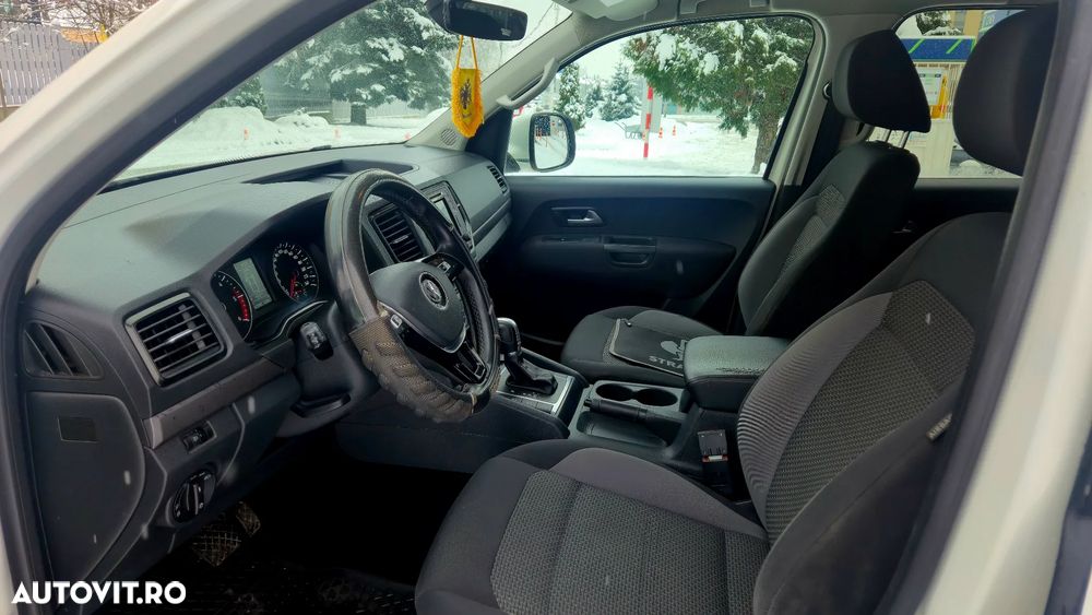 Volkswagen Amarok - 12