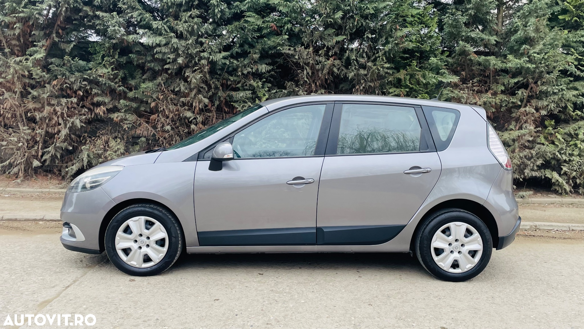 Renault Scenic ENERGY dCi 110 S&S Bose Edition - 34