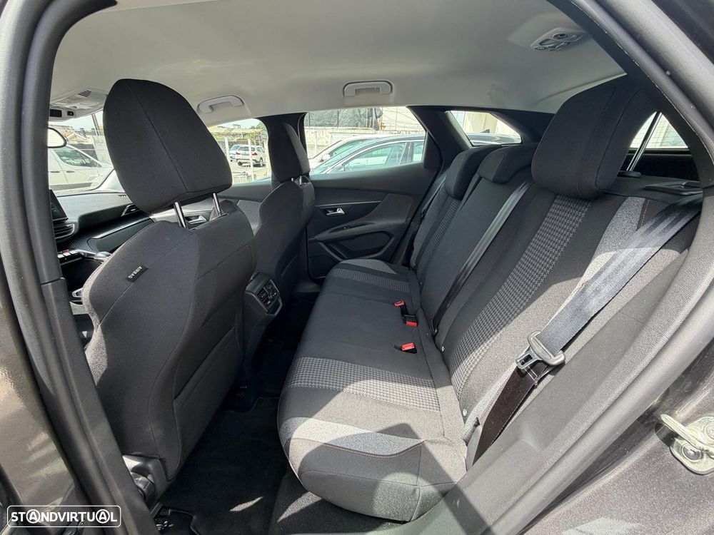 Peugeot 3008 1.5 BlueHDi Active Pack - 18