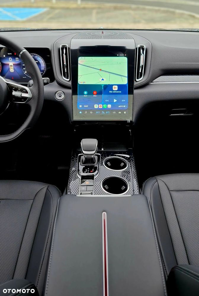 Hongqi HS3 1.5T FWD - 25