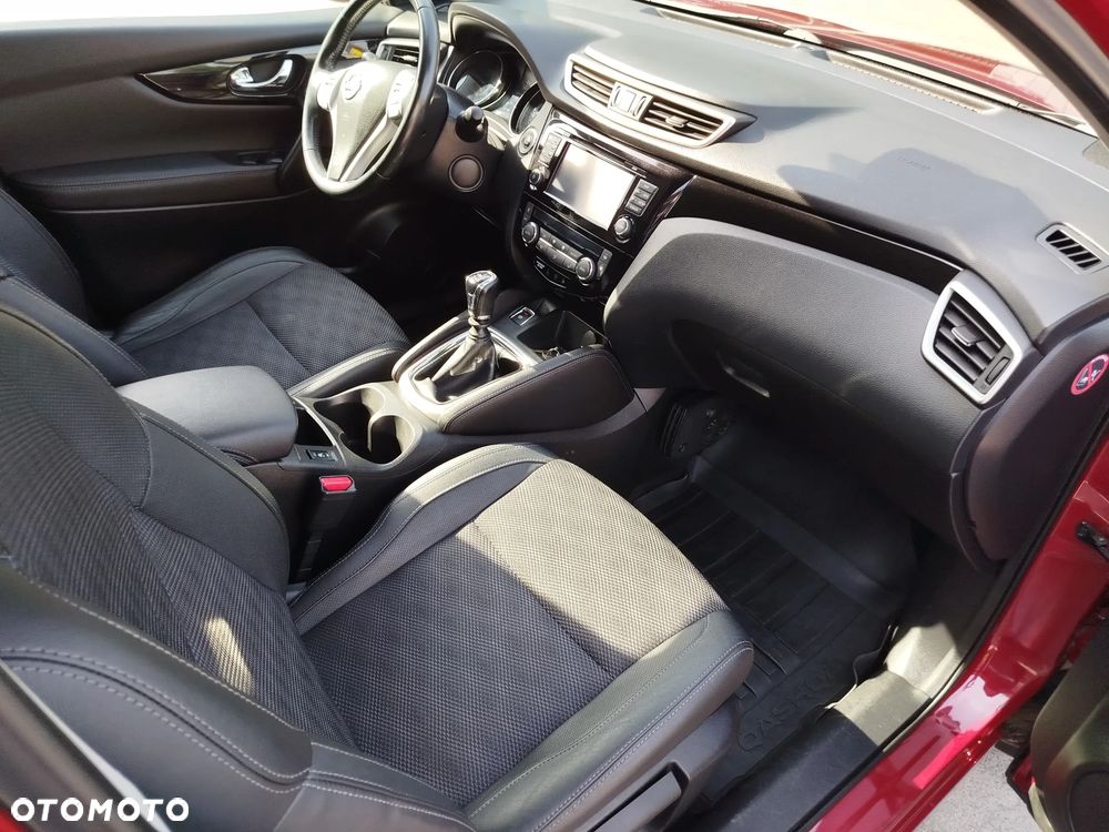 Nissan Qashqai 1.6 DIG-T Tekna - 14
