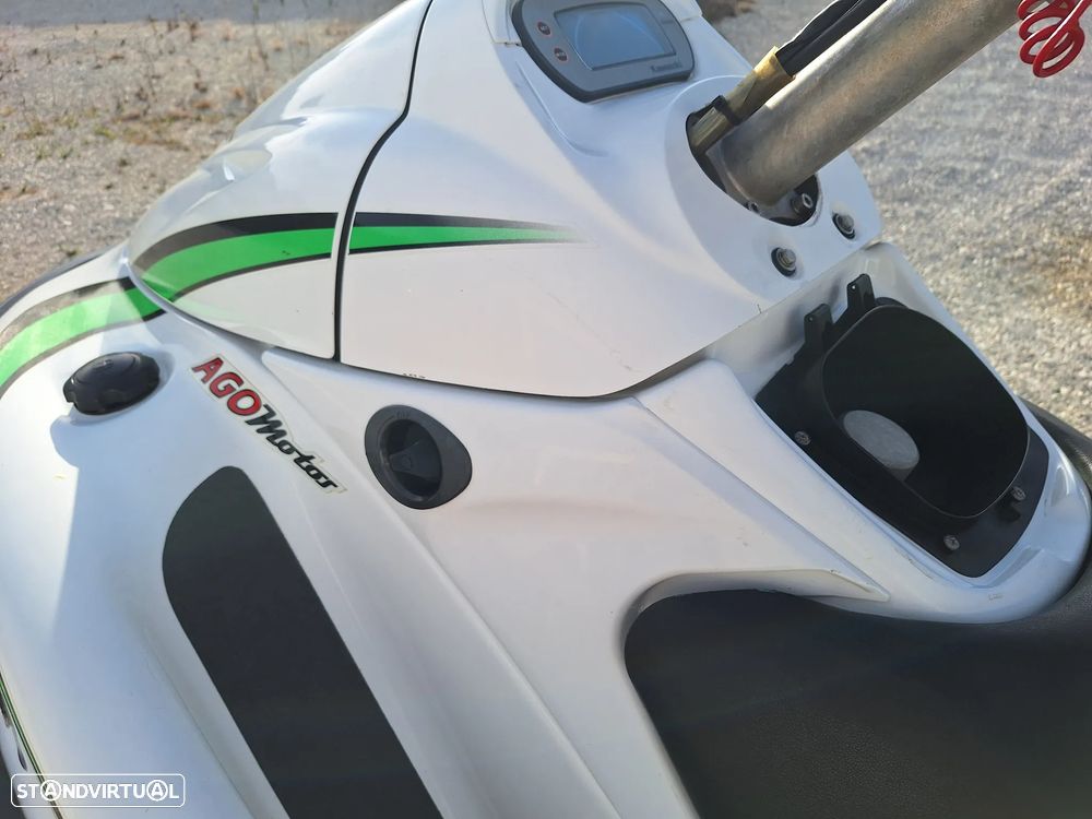 Kawasaki STXR 1200 - 1