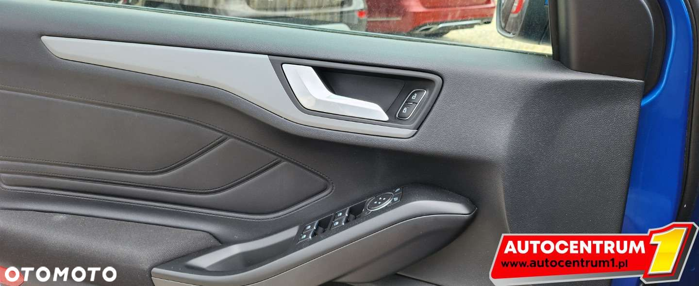 Ford Focus - 23
