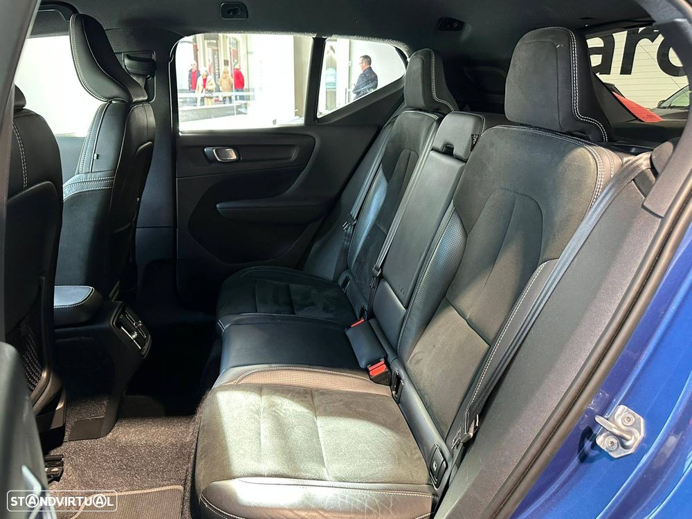 Volvo XC 40 2.0 T4 R-Design - 4