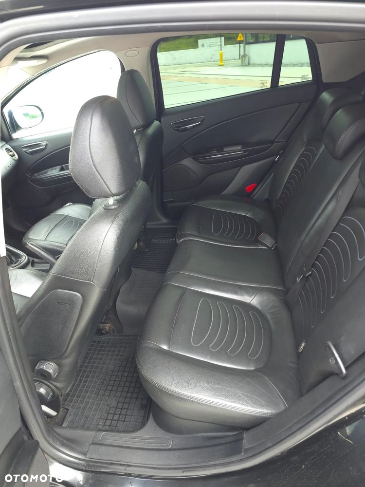 Fiat Bravo 1.9 Multijet Emotion - 8