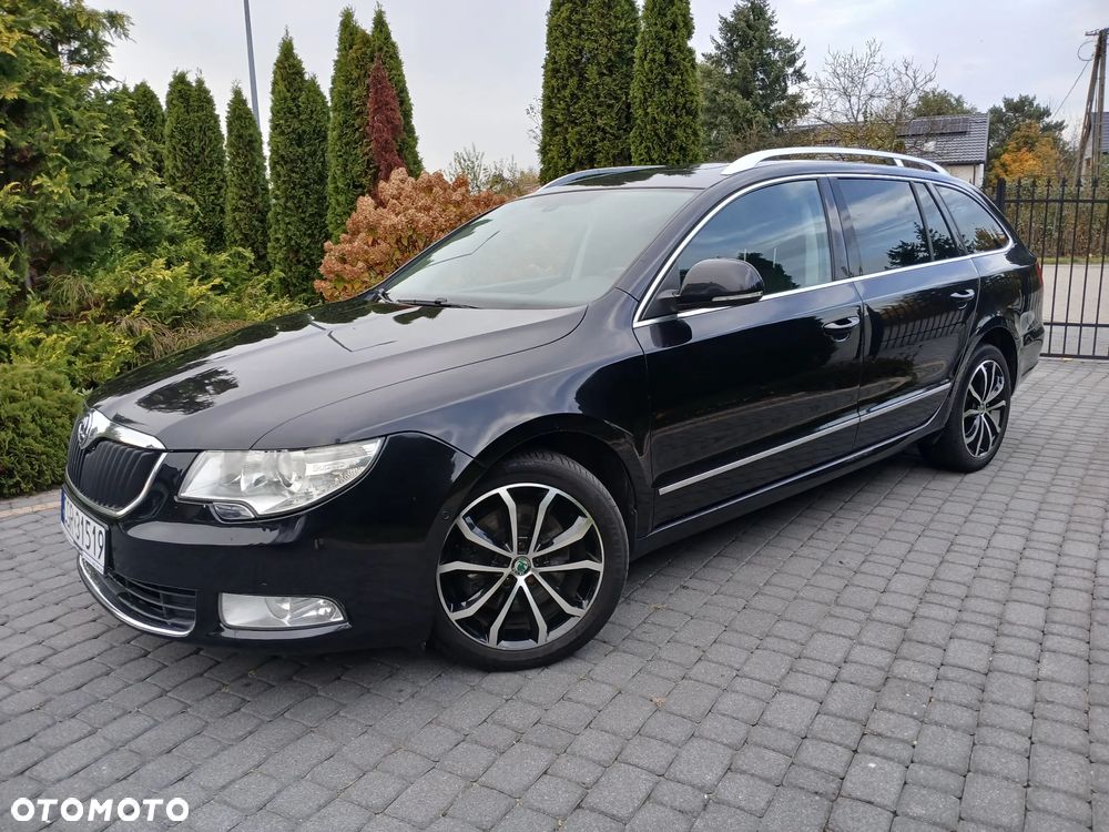 Skoda Superb 2.0 TDI Exclusive - 1