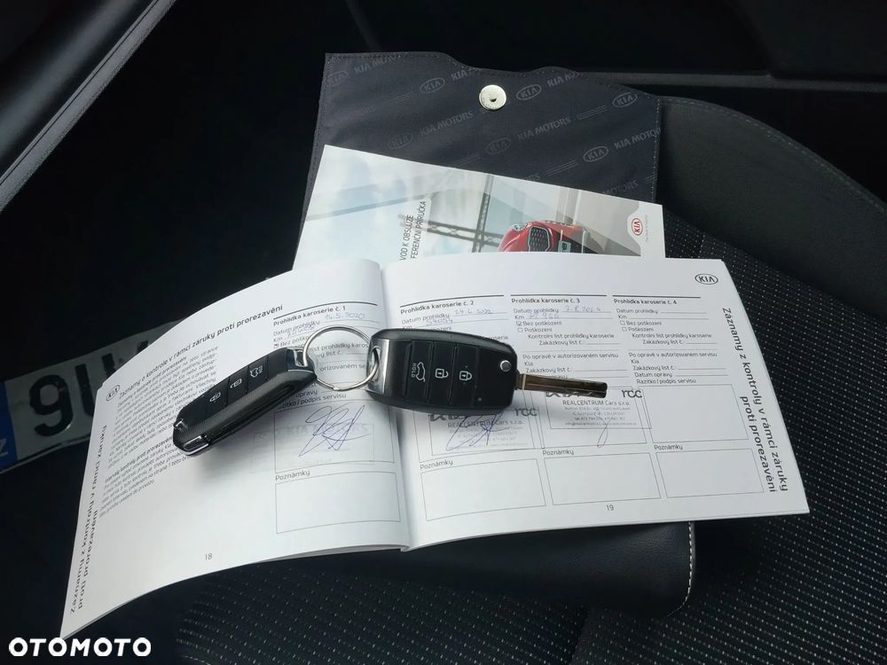 Kia Sportage - 11
