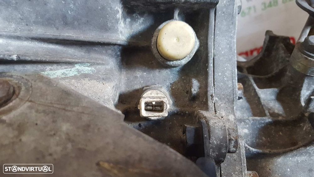CAIXA DE VELOCIDADES PEUGEOT 405 BERLINA EMBASSY TURBO D - 2