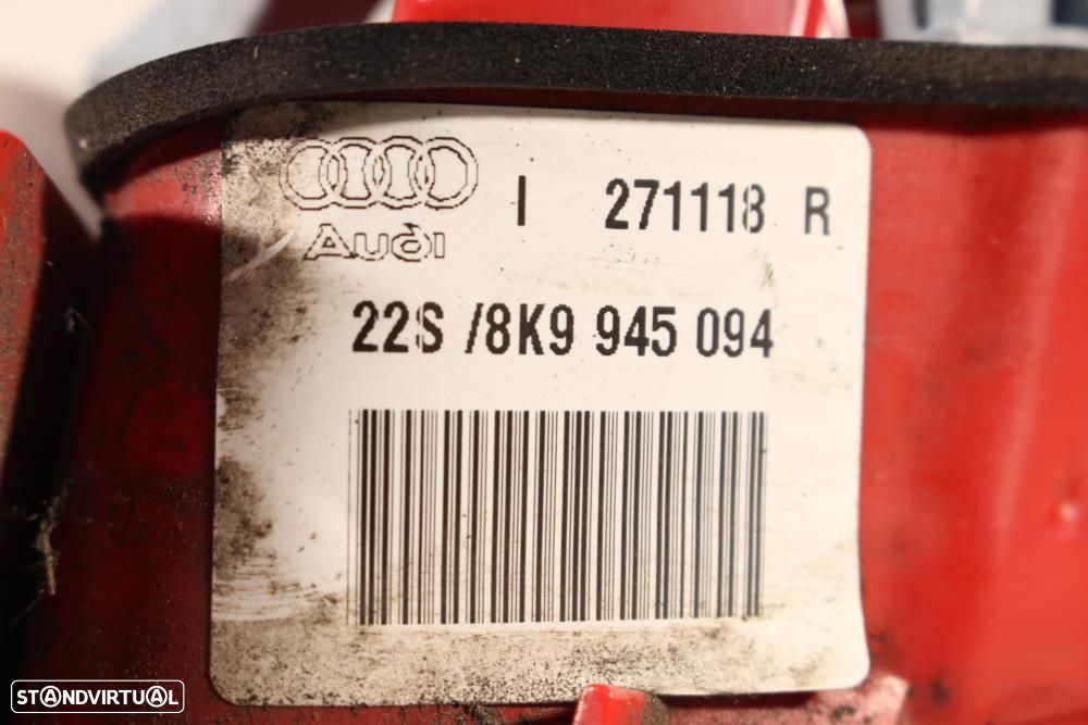 Farolim Direito Audi A4 Avant (8K5, B8)  8K9945094 / 271118R / Direito - 8