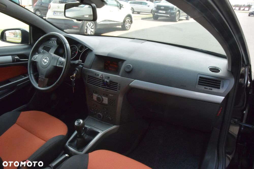 Opel Astra 1.6 Catch me - 22