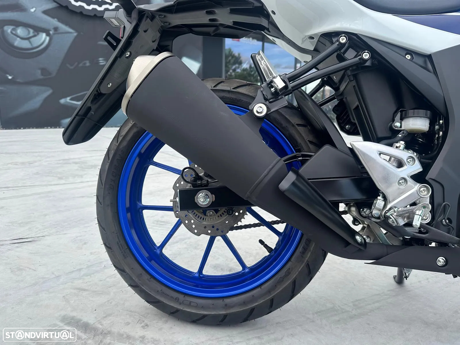 Suzuki GSX R 125 A - 4