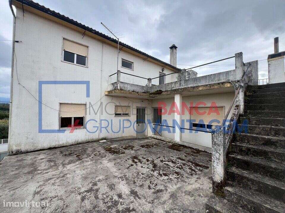Moradia bifamiliar, para venda, Seia - Travancinha - Grande imagem: 2/9