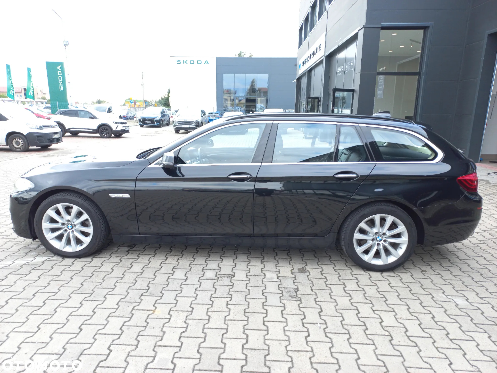BMW Seria 5 520d xDrive Luxury Line - 8
