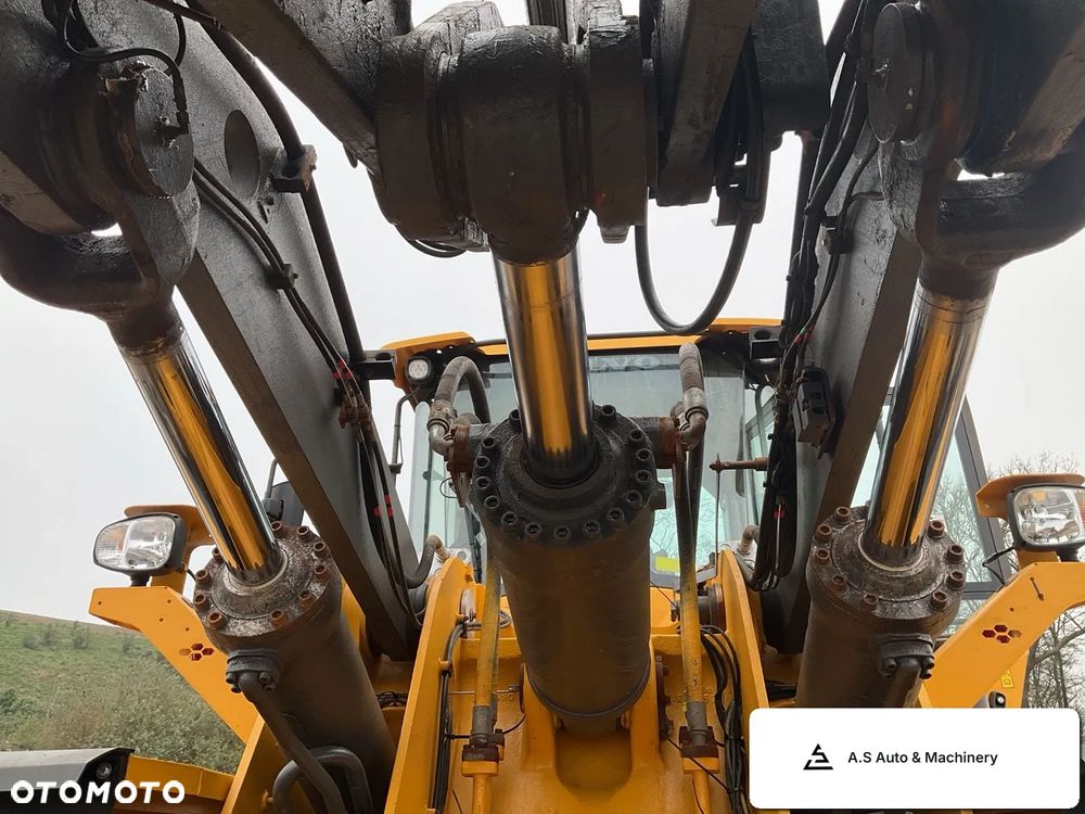 Volvo L180H - 9