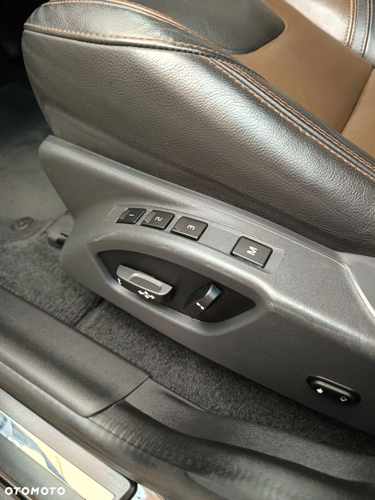 Volvo XC 60 - 20