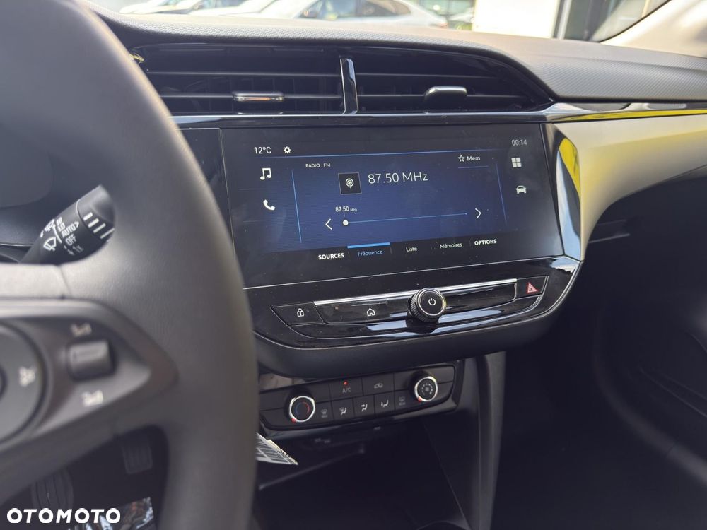 Opel Corsa 1.2 T Edition S&S - 25