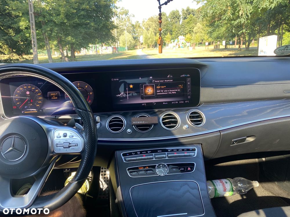 Mercedes-Benz Klasa E 220 d 4-Matic AMG - 18