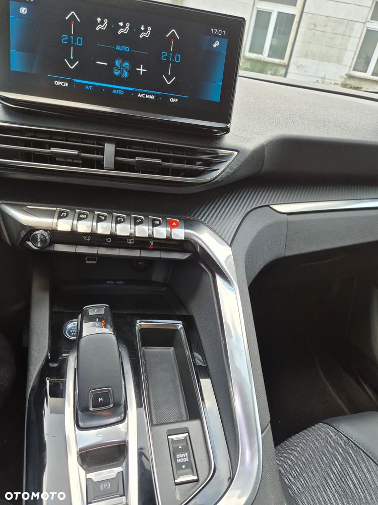 Peugeot 3008 BlueHDi 130 Stop & Start EAT8 Allure Pack - 25