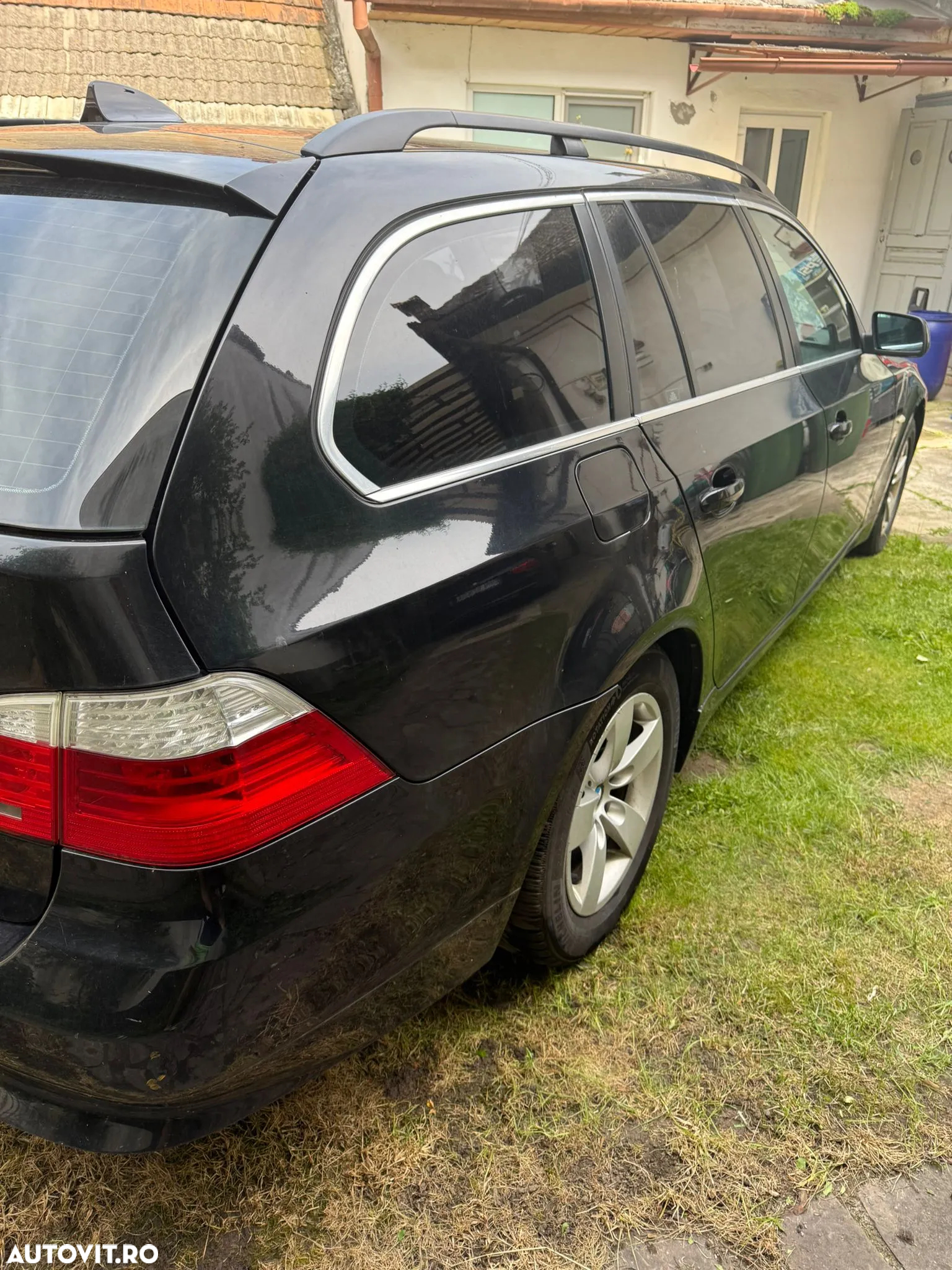 BMW Seria 5 520d Touring - 9