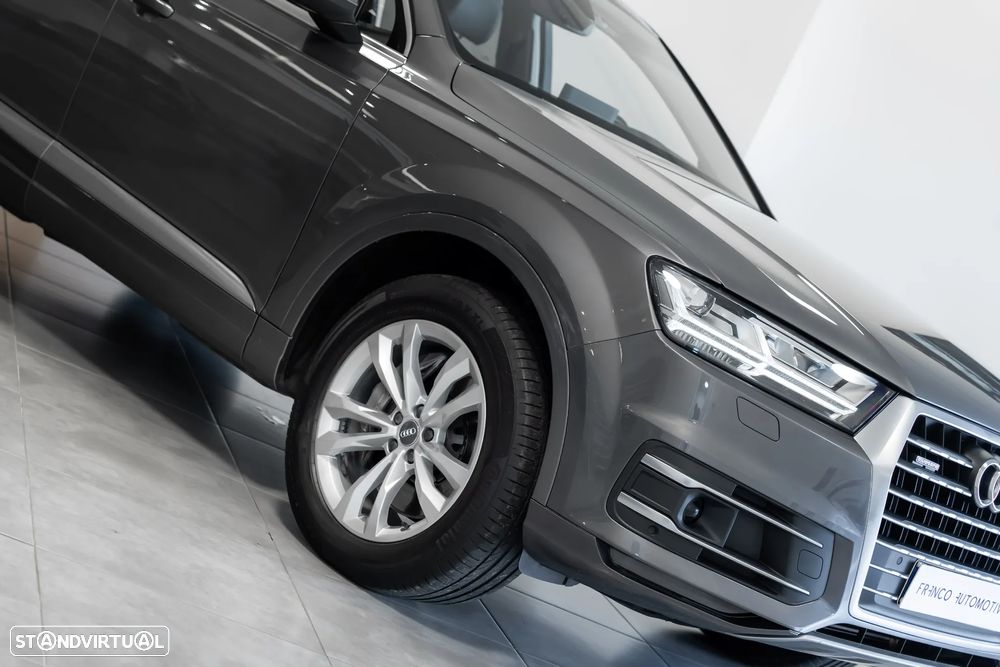 Audi Q7 3.0 TDI quattro tiptronic 7L - 5