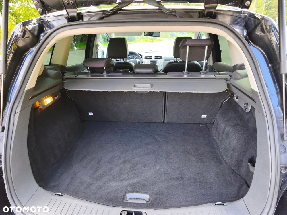 Ford Kuga 2.0 TDCi 4x4 Titanium - 20
