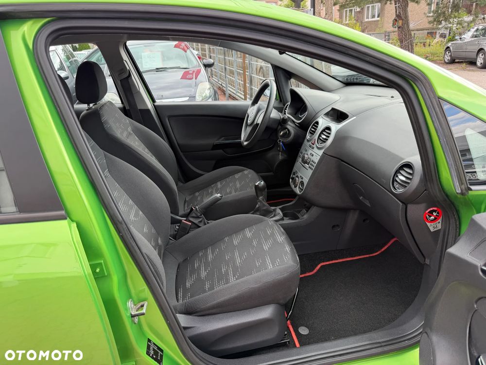 Opel Corsa 1.2 16V Enjoy - 25