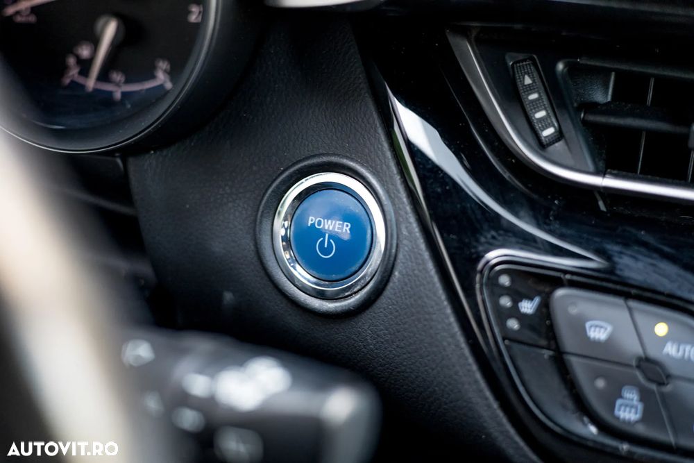 Toyota C-HR 2.0 HSD 184 CP 4x2 CVT Classy - 26