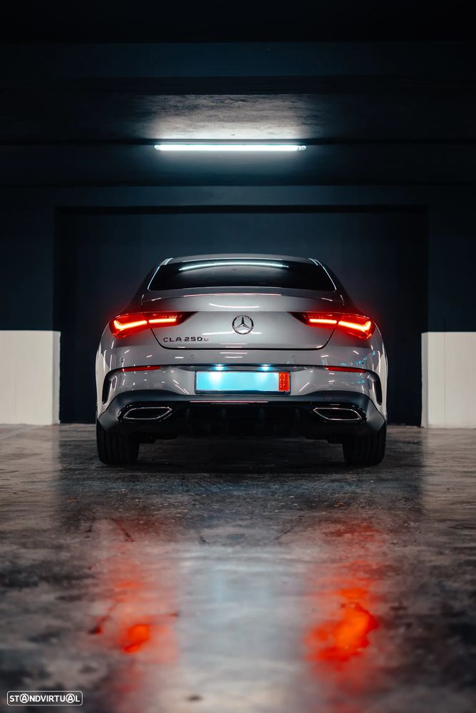Mercedes-Benz CLA 250 e AMG Line - 17