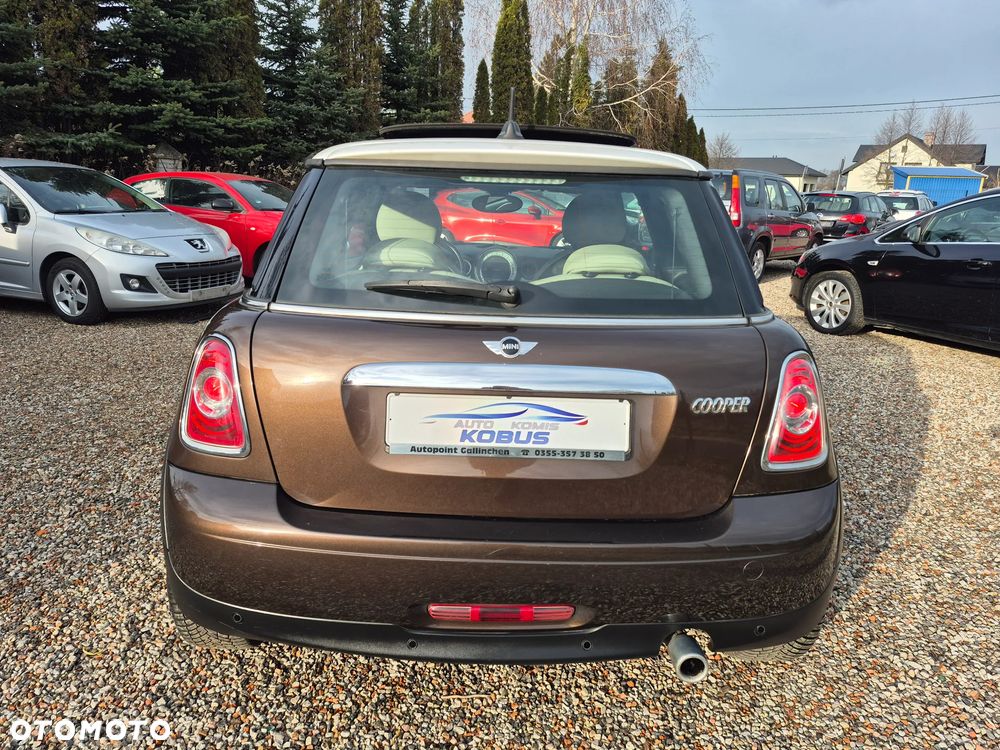 MINI Cooper Bayswater - 12