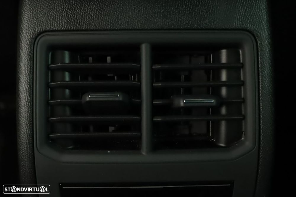 Cupra Formentor 1.5 e-Hybrid DSG - 22